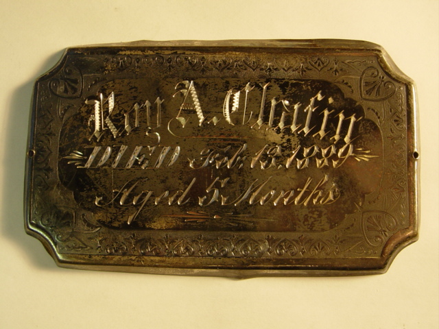 The Free Genealogy Death Record on the Coffin Plate of Roy A Chafin 1888 ~ 1889